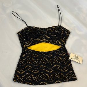 Black / Yellow Lace spaghetti strap midriff - LIPS - SM